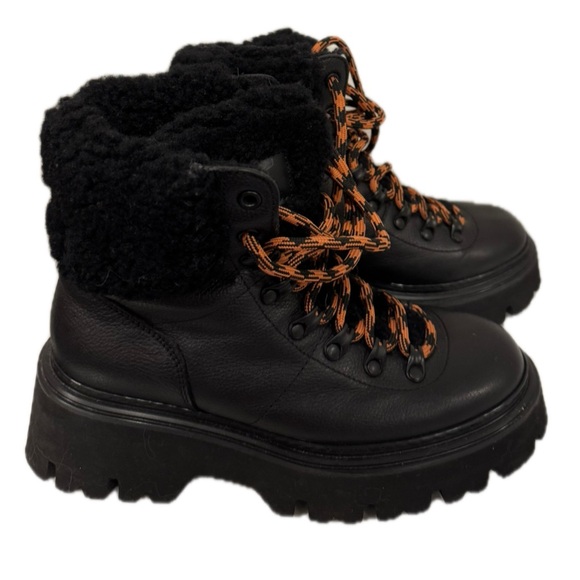 Woolrich Women’s Ankle Hiking Boots with Fur - Picture 1 of 9